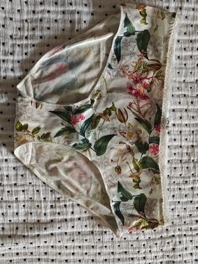 Floral Lace-Trim Bikini Panty - Cream with Pink & Green Floral Print